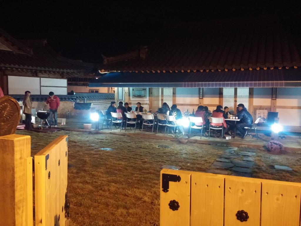 Jiwoo Dang Hotel Jeonju Ngoại thất bức ảnh