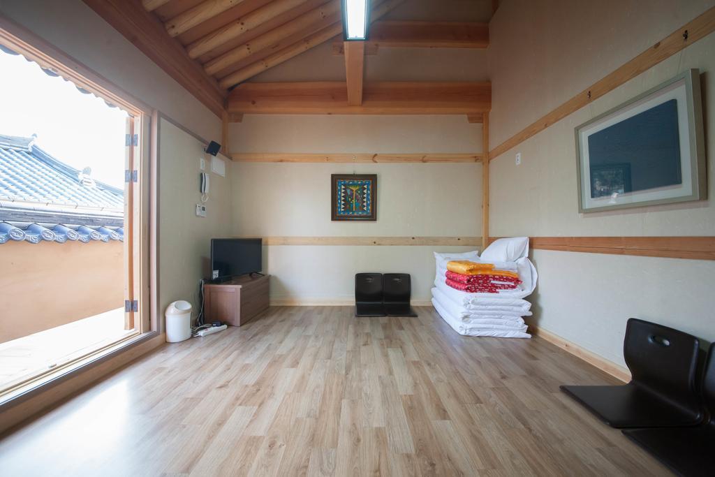 Jiwoo Dang Hotel Jeonju Ngoại thất bức ảnh