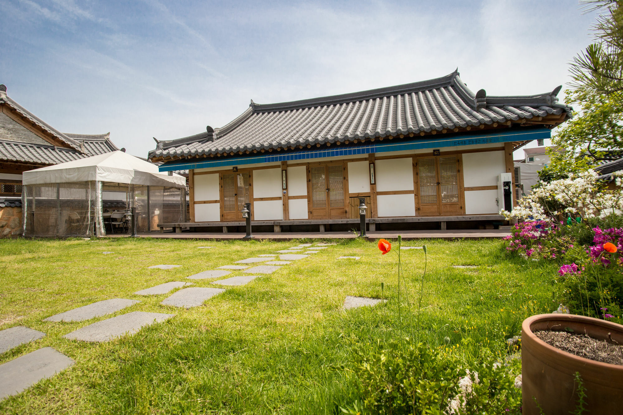 Jiwoo Dang Hotel Jeonju Ngoại thất bức ảnh