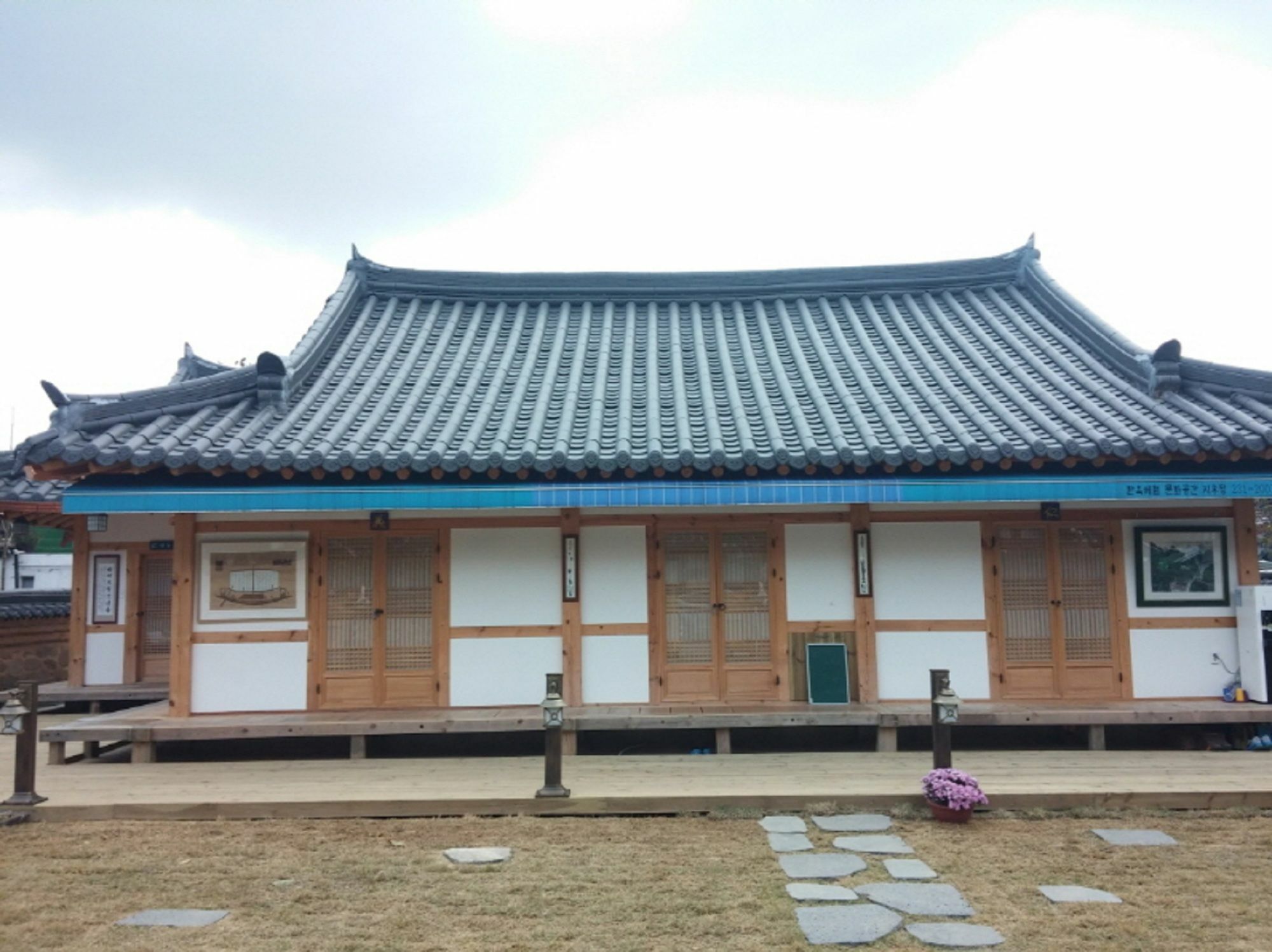 Jiwoo Dang Hotel Jeonju Ngoại thất bức ảnh